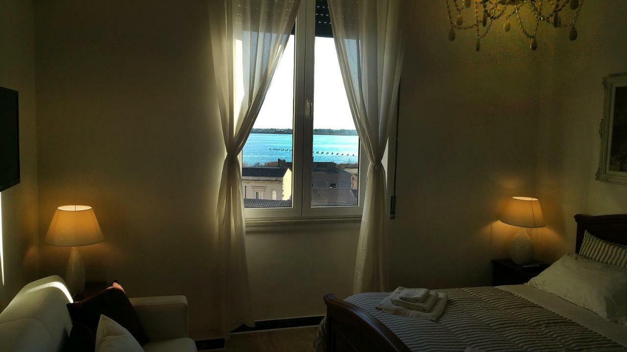 City Center Sea View Ortigia Apartamento Syracuse Exterior foto